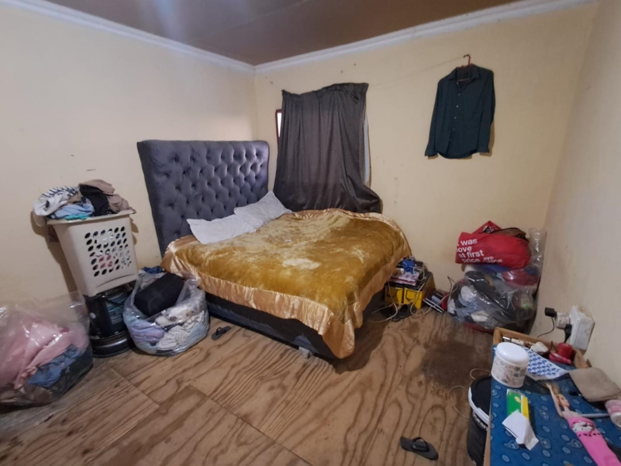 1 Bedroom Property for Sale in Olievenhoutbosch Gauteng