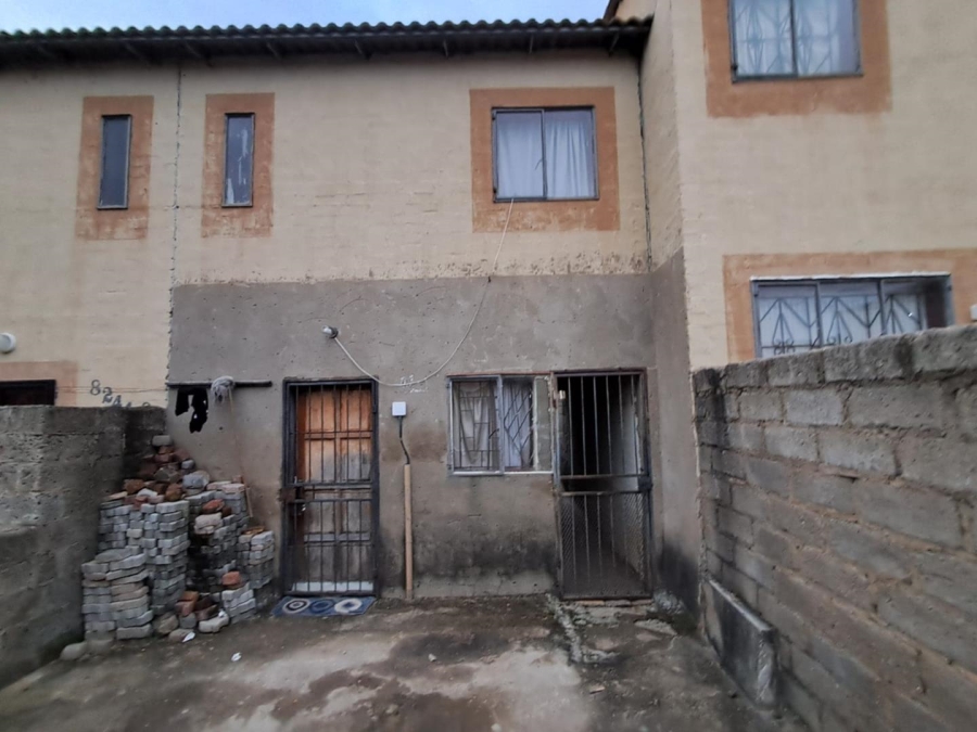 1 Bedroom Property for Sale in Olievenhoutbosch Gauteng