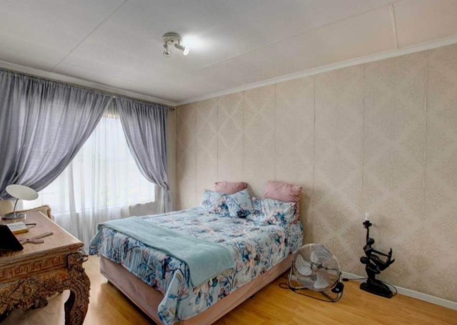 2 Bedroom Property for Sale in Willow Park Manor Gauteng