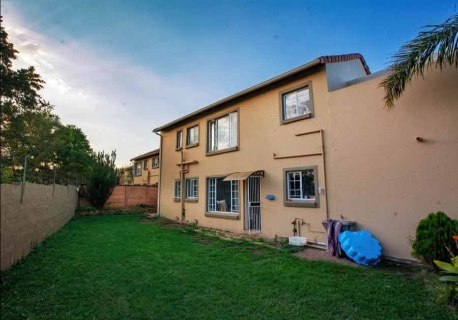 2 Bedroom Property for Sale in Willow Park Manor Gauteng