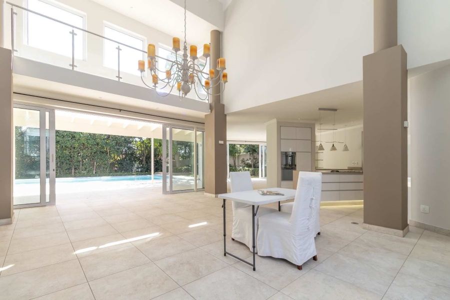 4 Bedroom Property for Sale in Hurlingham Gauteng