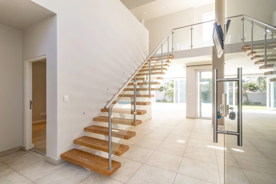 4 Bedroom Property for Sale in Hurlingham Gauteng