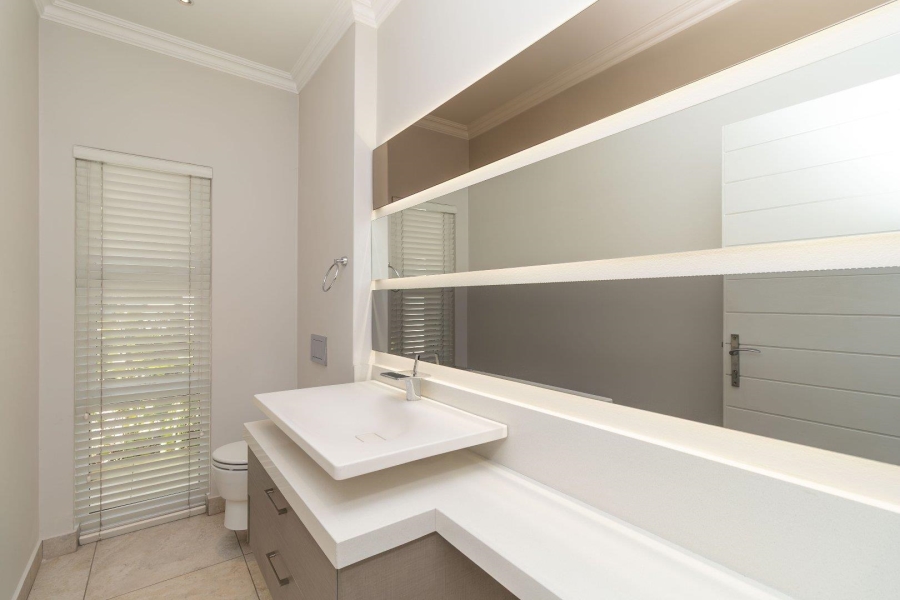 4 Bedroom Property for Sale in Hurlingham Gauteng