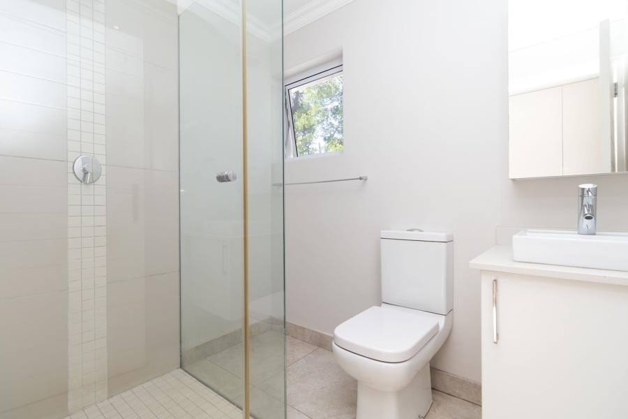 4 Bedroom Property for Sale in Hurlingham Gauteng