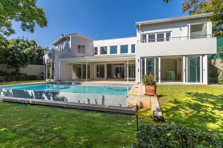 4 Bedroom Property for Sale in Hurlingham Gauteng