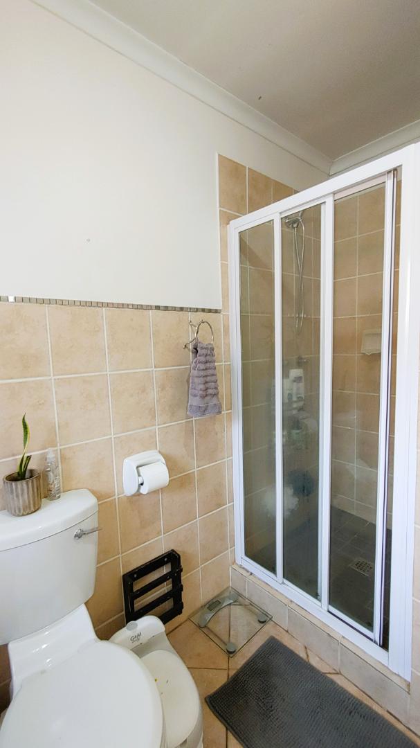 2 Bedroom Property for Sale in Elardus Park Gauteng