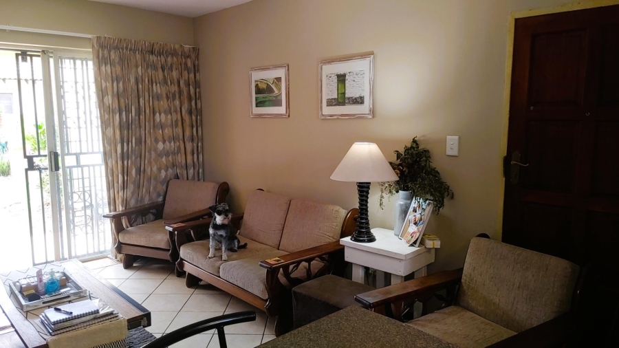 2 Bedroom Property for Sale in Mooikloof Gauteng