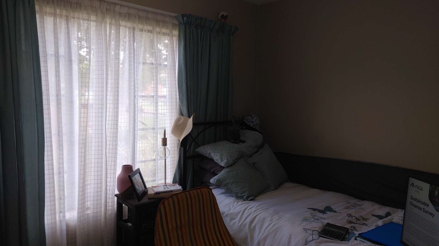 2 Bedroom Property for Sale in Mooikloof Gauteng
