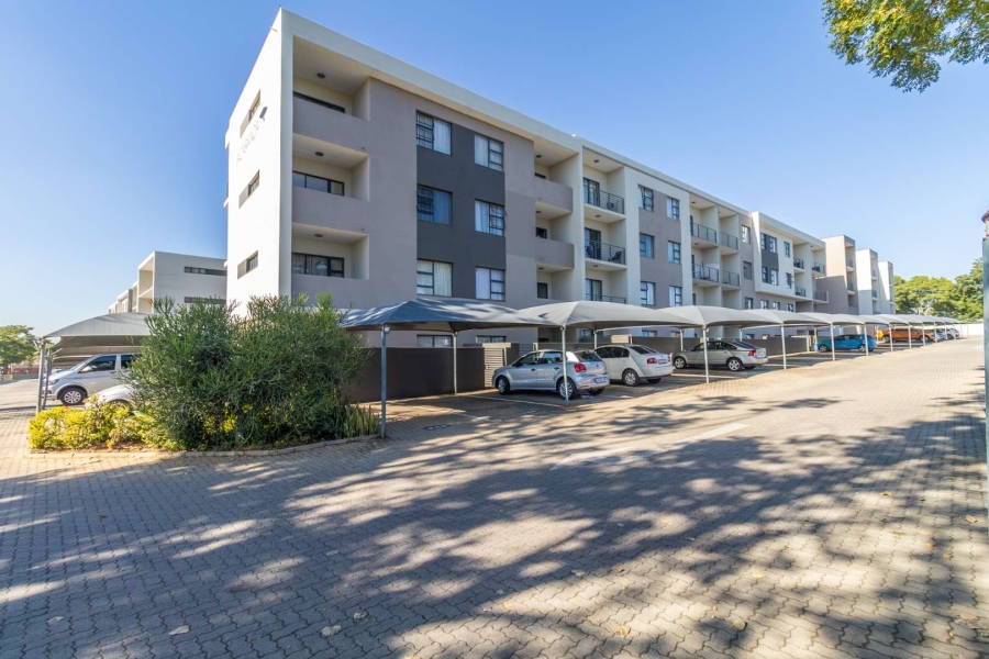 2 Bedroom Property for Sale in North Riding Gauteng