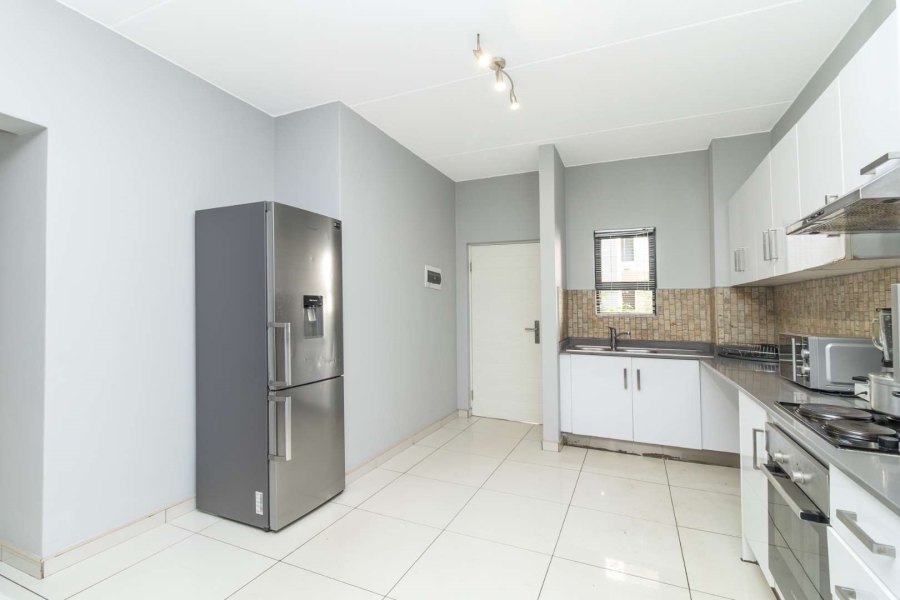 3 Bedroom Property for Sale in North Riding Gauteng