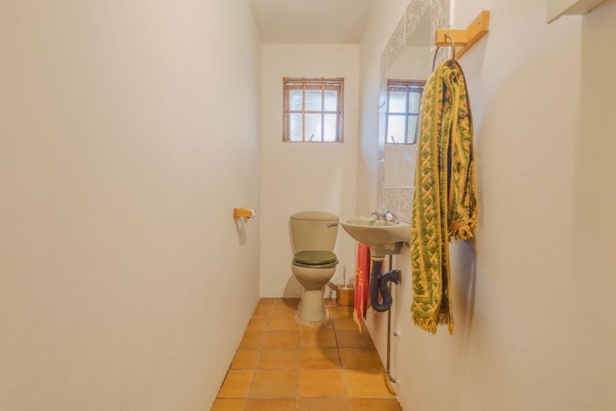 7 Bedroom Property for Sale in Erasmuskloof Gauteng