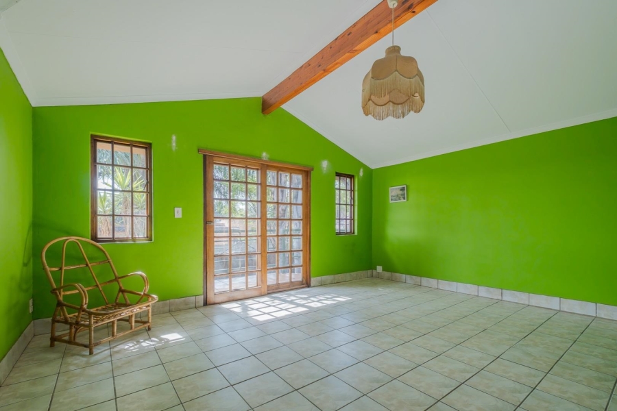 7 Bedroom Property for Sale in Erasmuskloof Gauteng