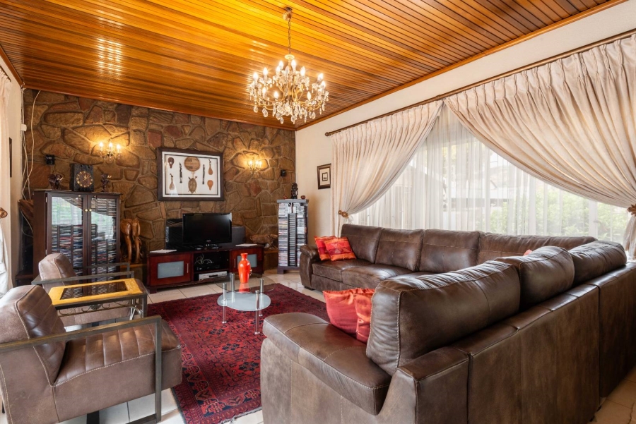 To Let 3 Bedroom Property for Rent in Mondeor Gauteng