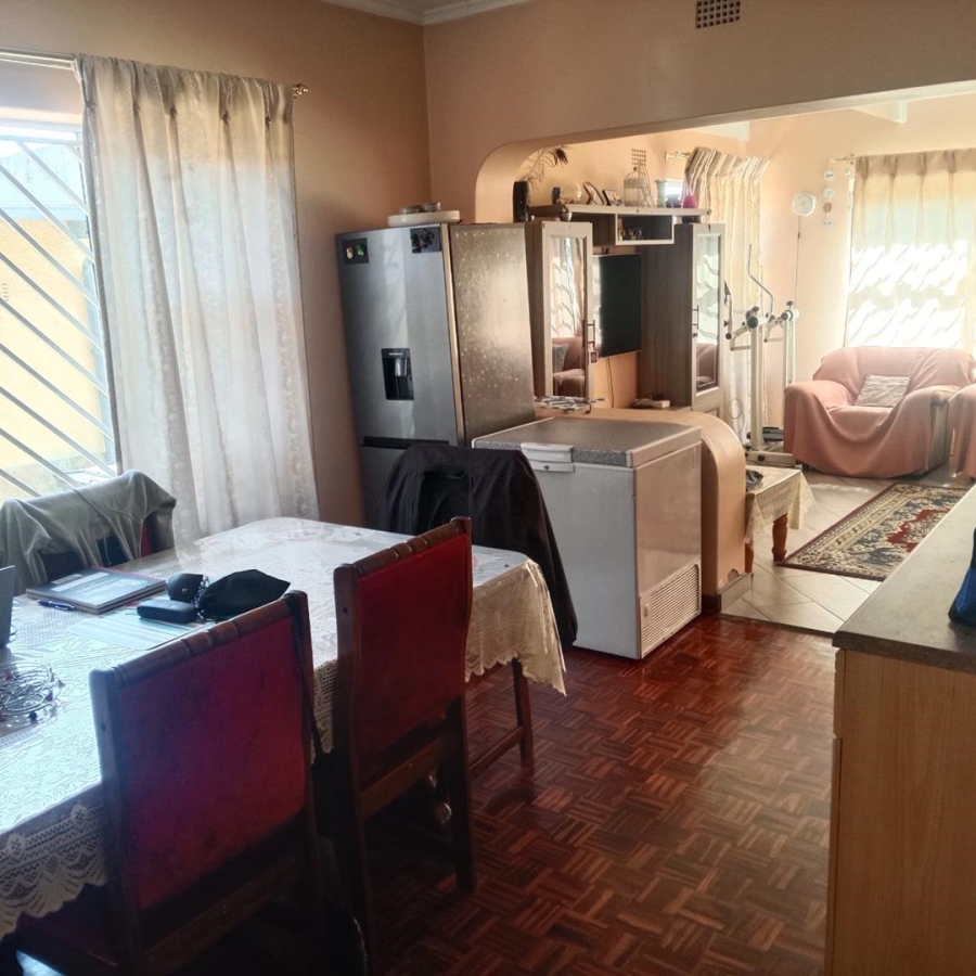 4 Bedroom Property for Sale in Ridgeway Gauteng
