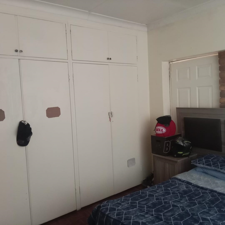 4 Bedroom Property for Sale in Ridgeway Gauteng