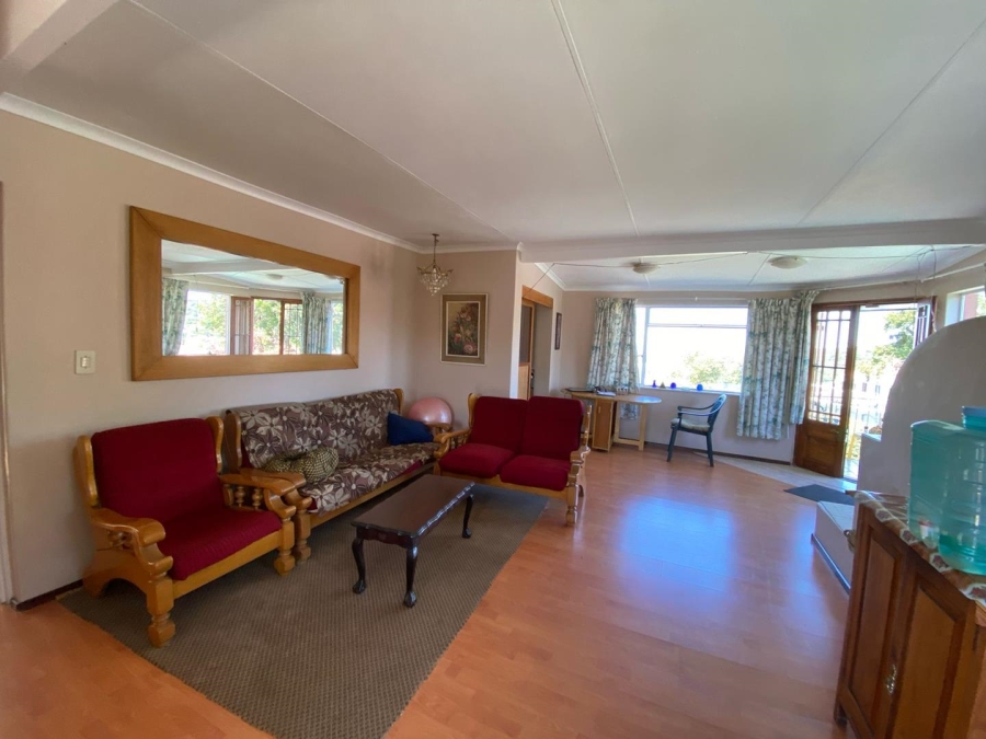 6 Bedroom Property for Sale in Suideroord Gauteng