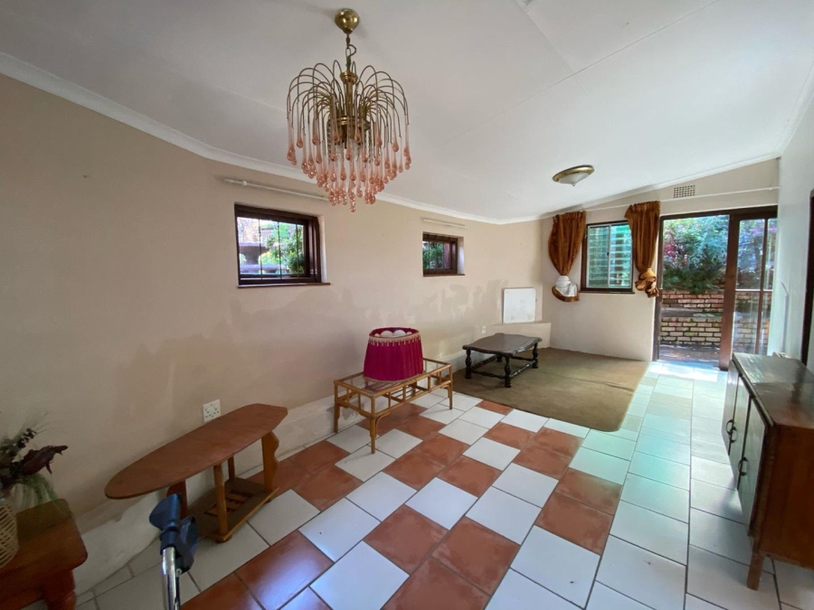 6 Bedroom Property for Sale in Suideroord Gauteng