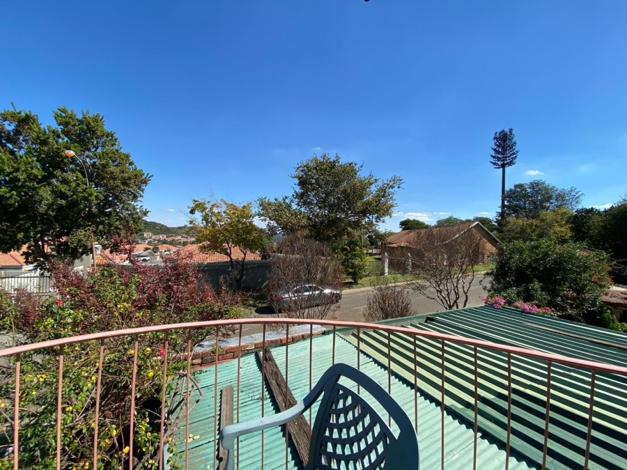 6 Bedroom Property for Sale in Suideroord Gauteng
