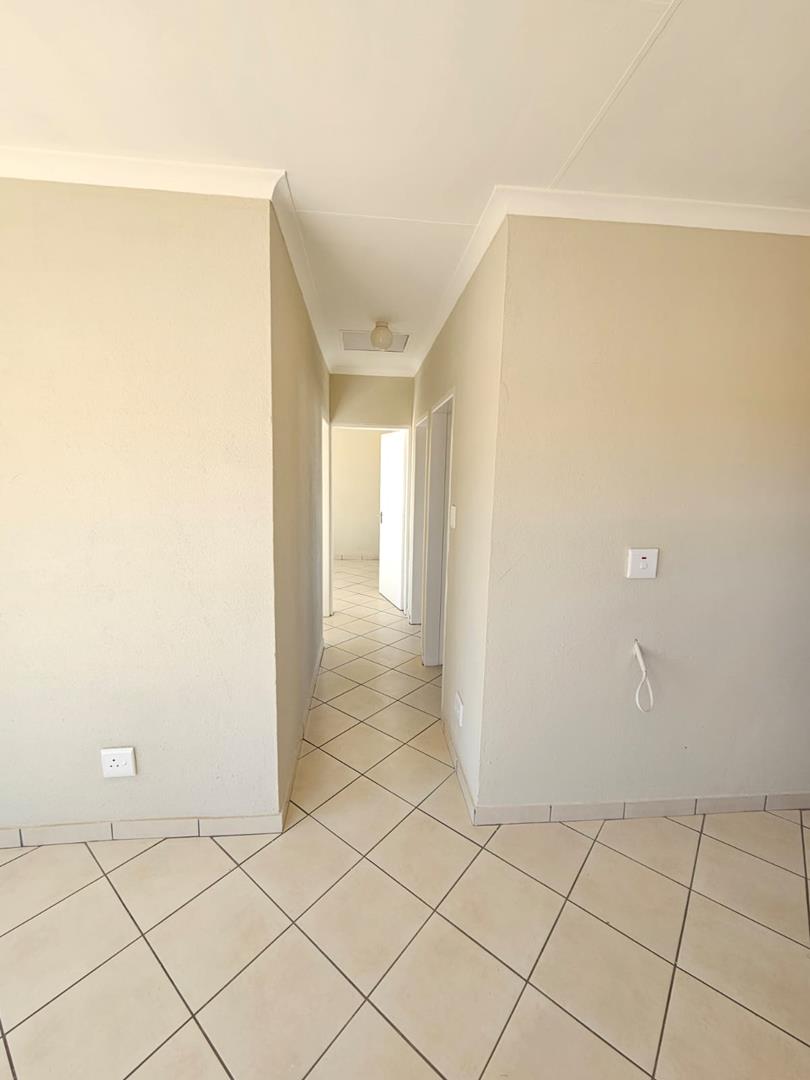 3 Bedroom Property for Sale in Windmill Park Gauteng