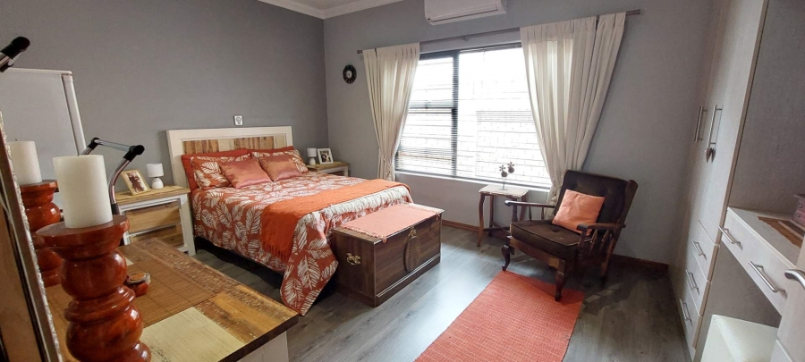 4 Bedroom Property for Sale in New Redruth Gauteng