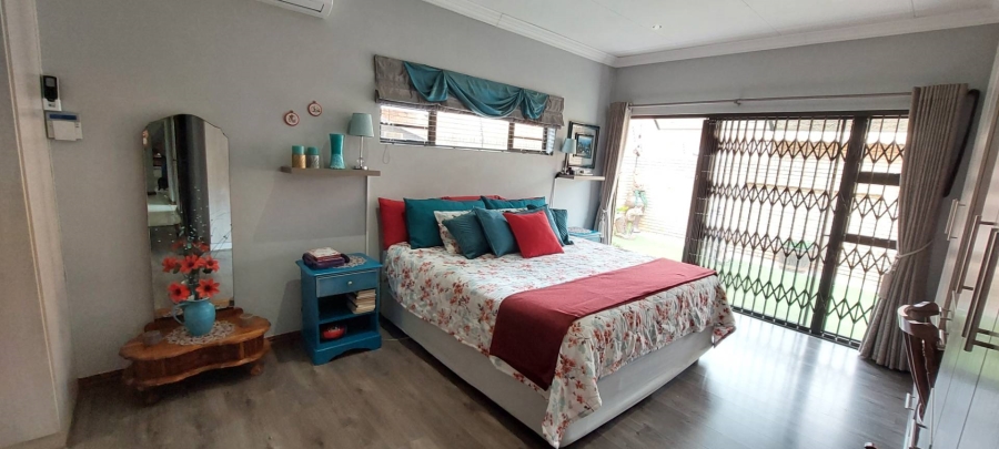 4 Bedroom Property for Sale in New Redruth Gauteng