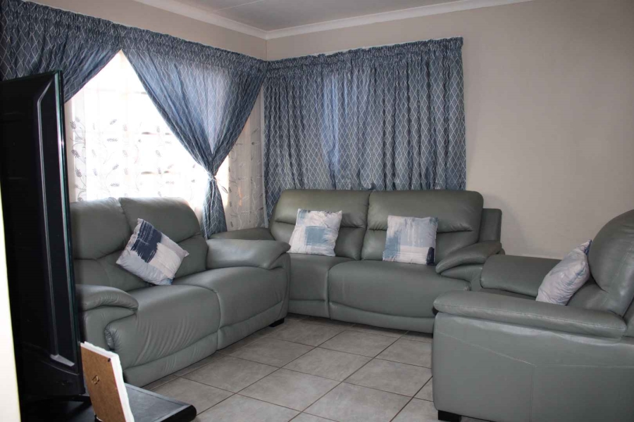 3 Bedroom Property for Sale in Sky City Gauteng