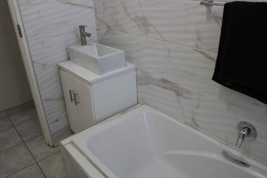 3 Bedroom Property for Sale in Sky City Gauteng