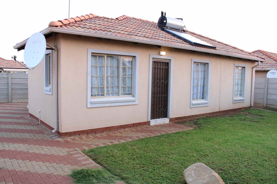 3 Bedroom Property for Sale in Sky City Gauteng