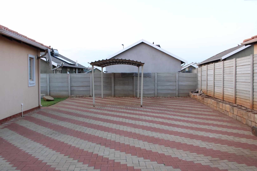 3 Bedroom Property for Sale in Sky City Gauteng