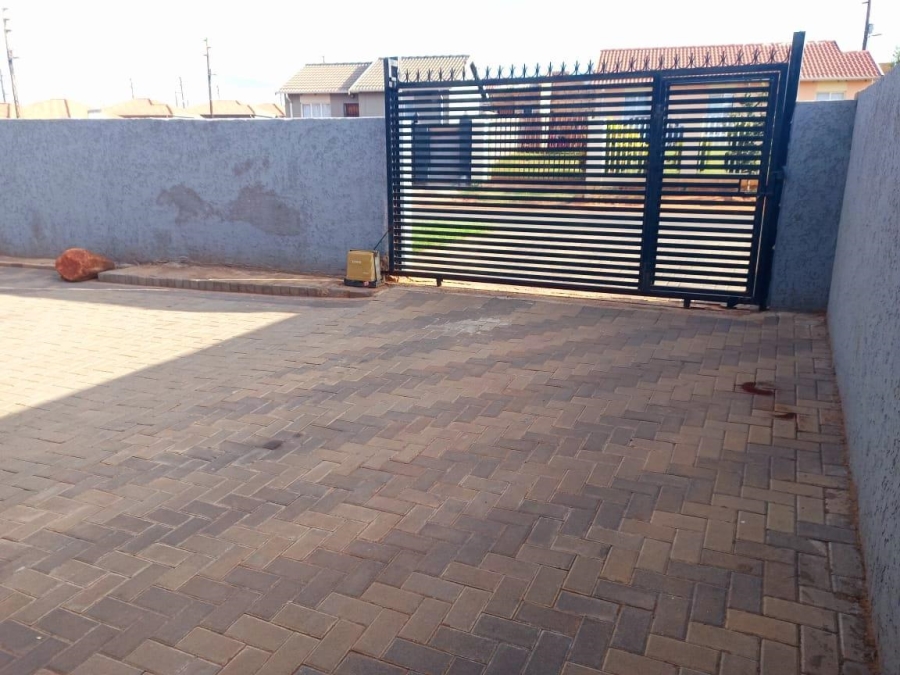 3 Bedroom Property for Sale in Mamelodi East Gauteng