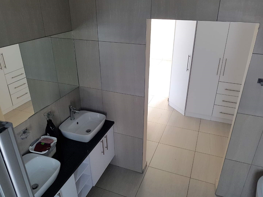 4 Bedroom Property for Sale in Roodeplaat Gauteng