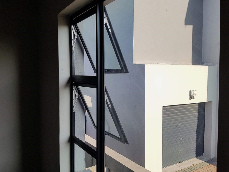 4 Bedroom Property for Sale in Roodeplaat Gauteng