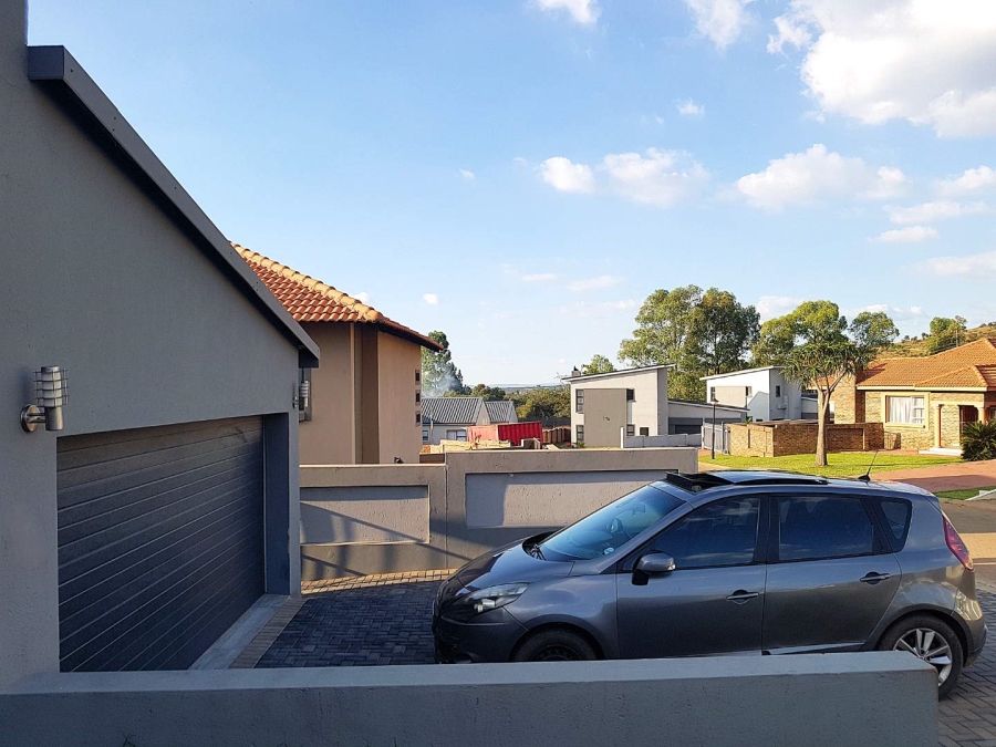 4 Bedroom Property for Sale in Roodeplaat Gauteng