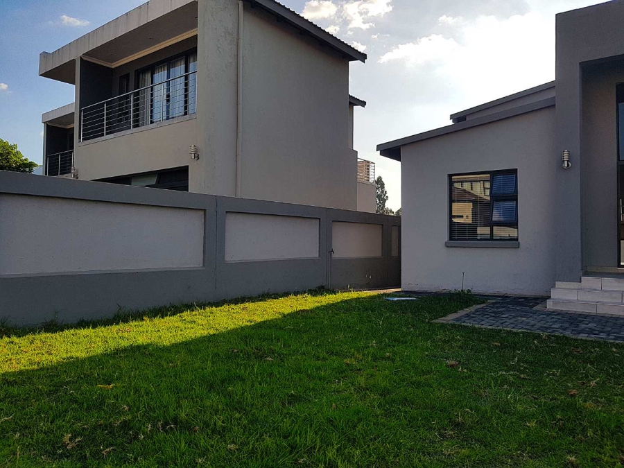 4 Bedroom Property for Sale in Roodeplaat Gauteng