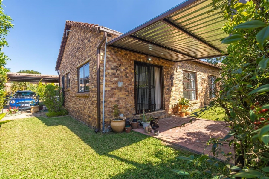 2 Bedroom Property for Sale in Noordhang Gauteng