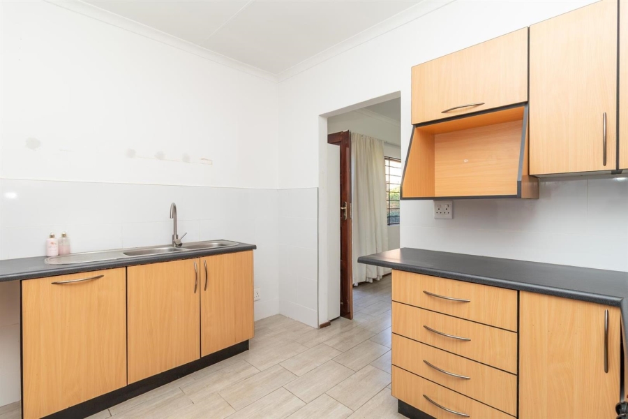 2 Bedroom Property for Sale in Noordhang Gauteng