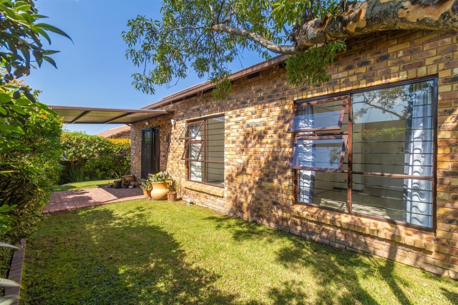 2 Bedroom Property for Sale in Noordhang Gauteng