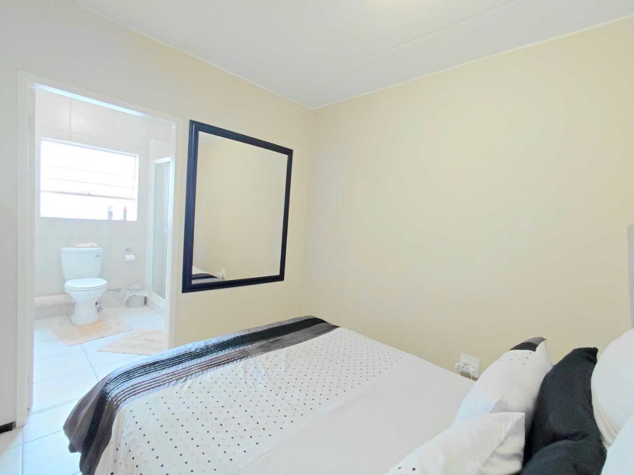 2 Bedroom Property for Sale in Honeydew Gauteng