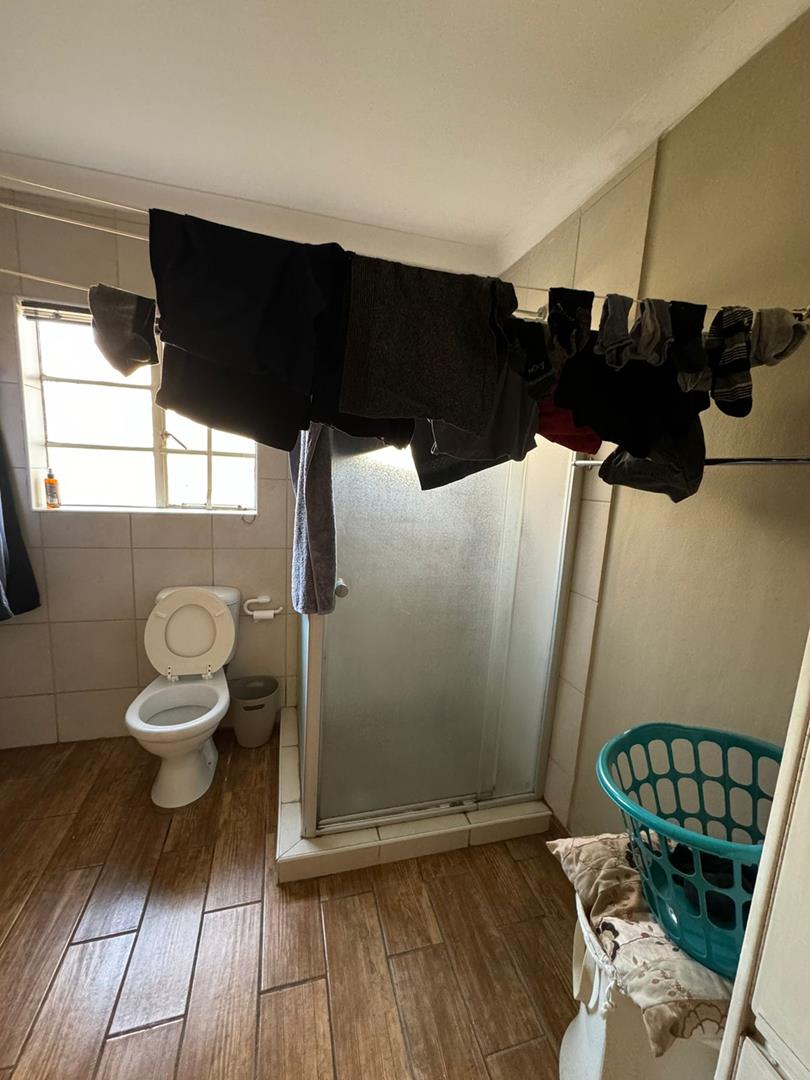 To Let 3 Bedroom Property for Rent in Rothdene Gauteng