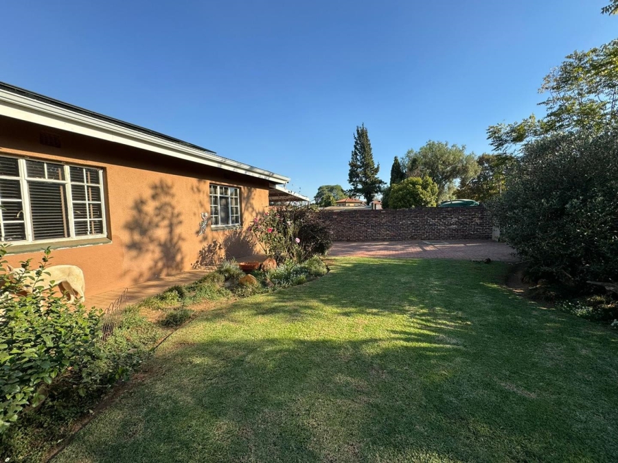 To Let 3 Bedroom Property for Rent in Rothdene Gauteng