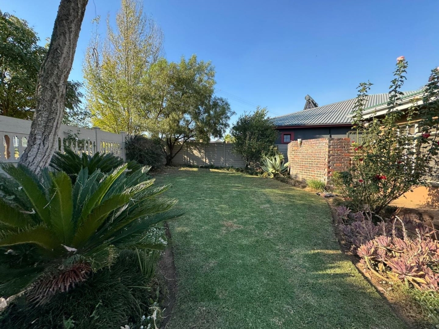To Let 3 Bedroom Property for Rent in Rothdene Gauteng