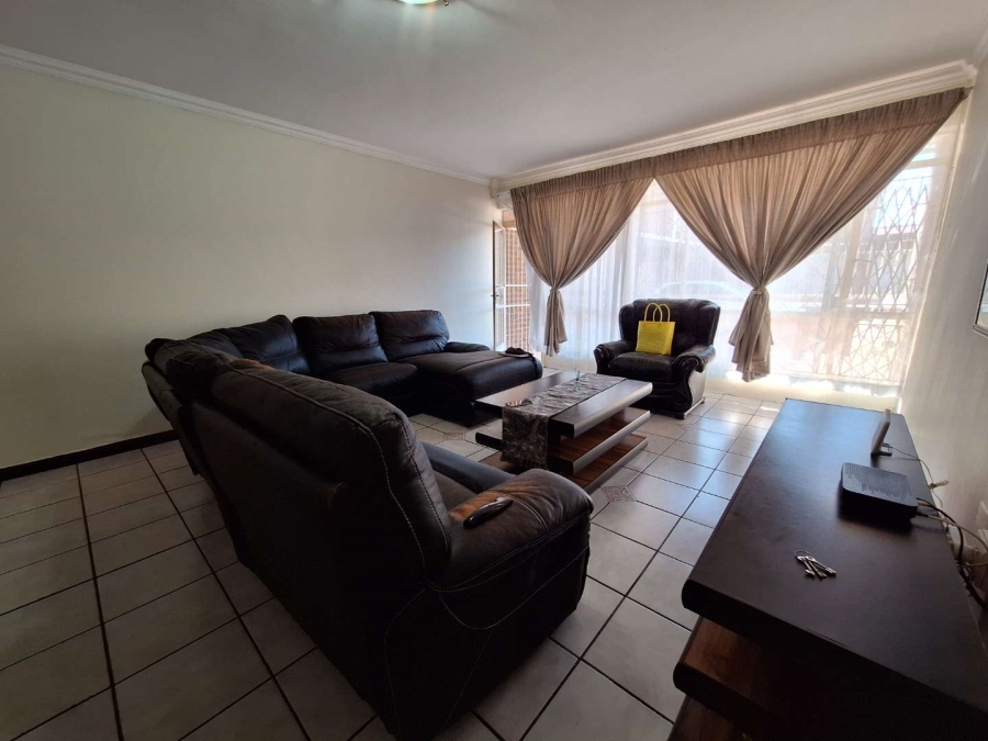 2 Bedroom Property for Sale in Benoni Central Gauteng