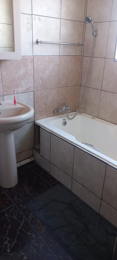 2 Bedroom Property for Sale in Payneville Gauteng
