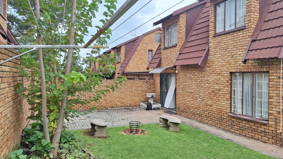 To Let 3 Bedroom Property for Rent in Boskruin Gauteng