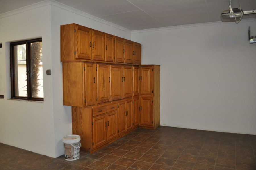 To Let 3 Bedroom Property for Rent in Bronberg Gauteng