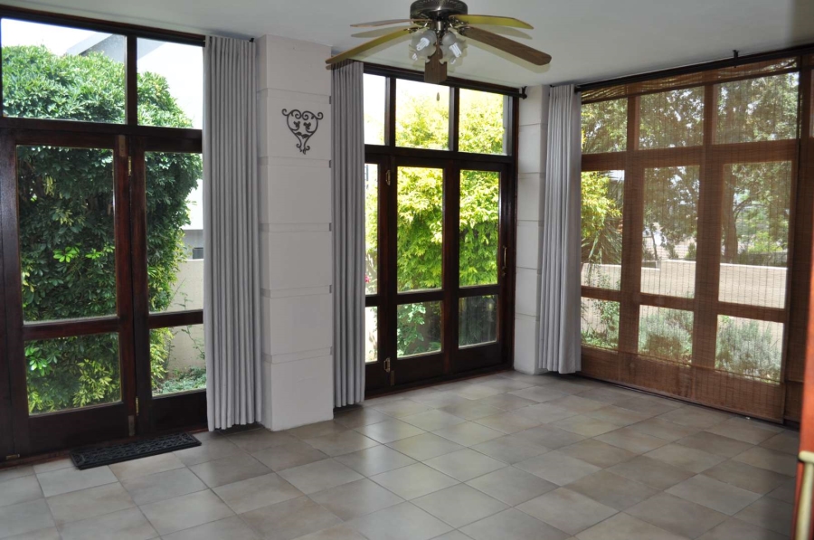 To Let 3 Bedroom Property for Rent in Bronberg Gauteng