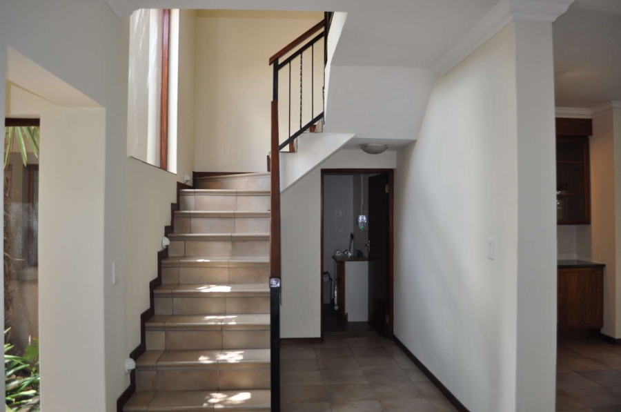 To Let 3 Bedroom Property for Rent in Bronberg Gauteng