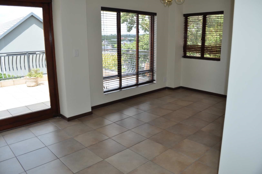 To Let 3 Bedroom Property for Rent in Bronberg Gauteng