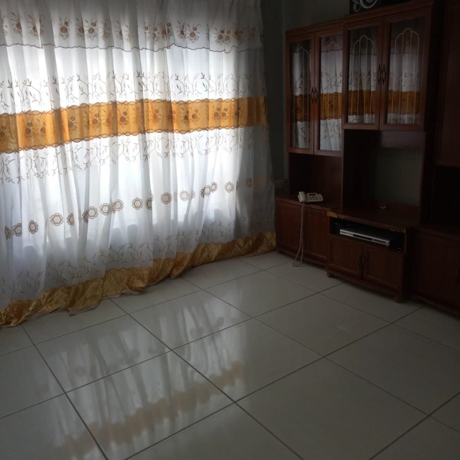 2 Bedroom Property for Sale in Siluma View Gauteng