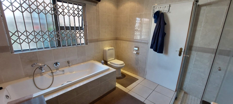 3 Bedroom Property for Sale in Meyersdal Gauteng